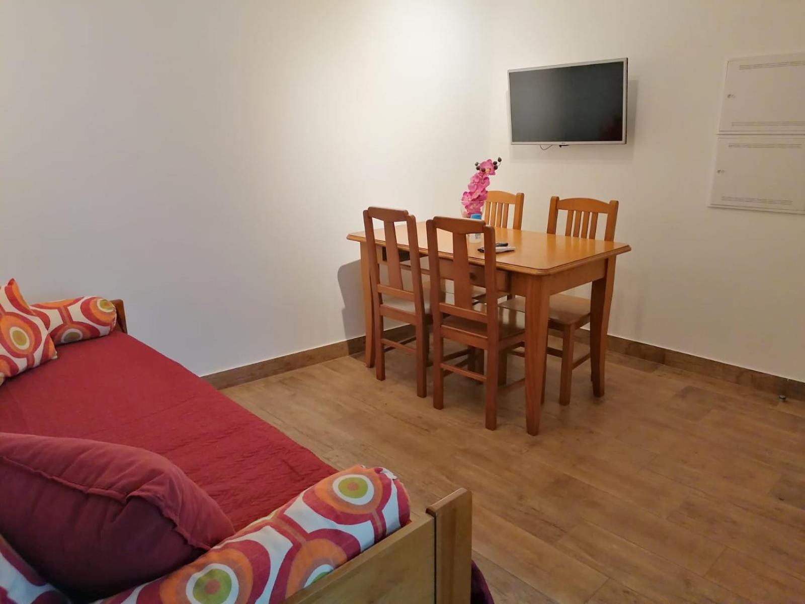 Apartment Dourado *
